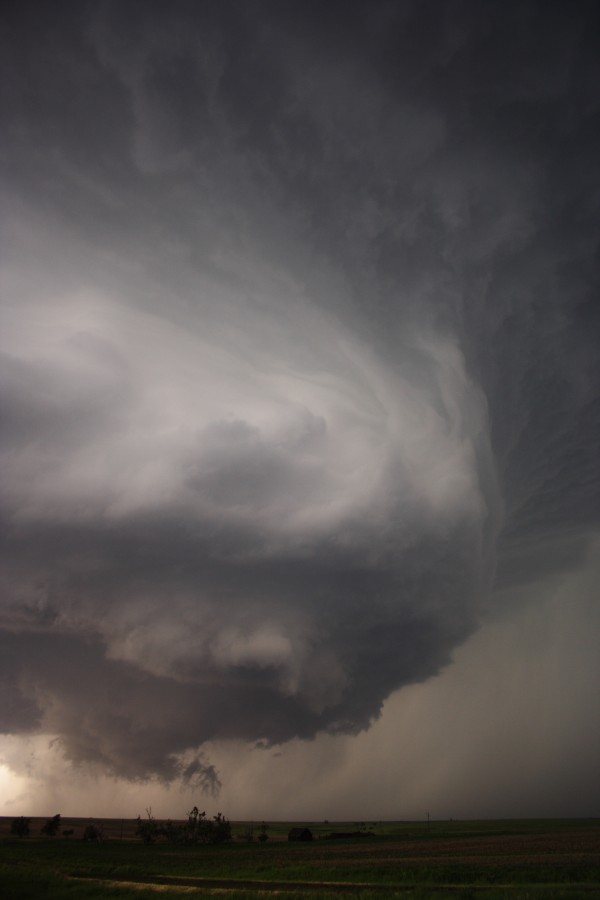 tornadoes funnel_tornado_waterspout : E of St Peters, Kansas, USA   22 May 2007