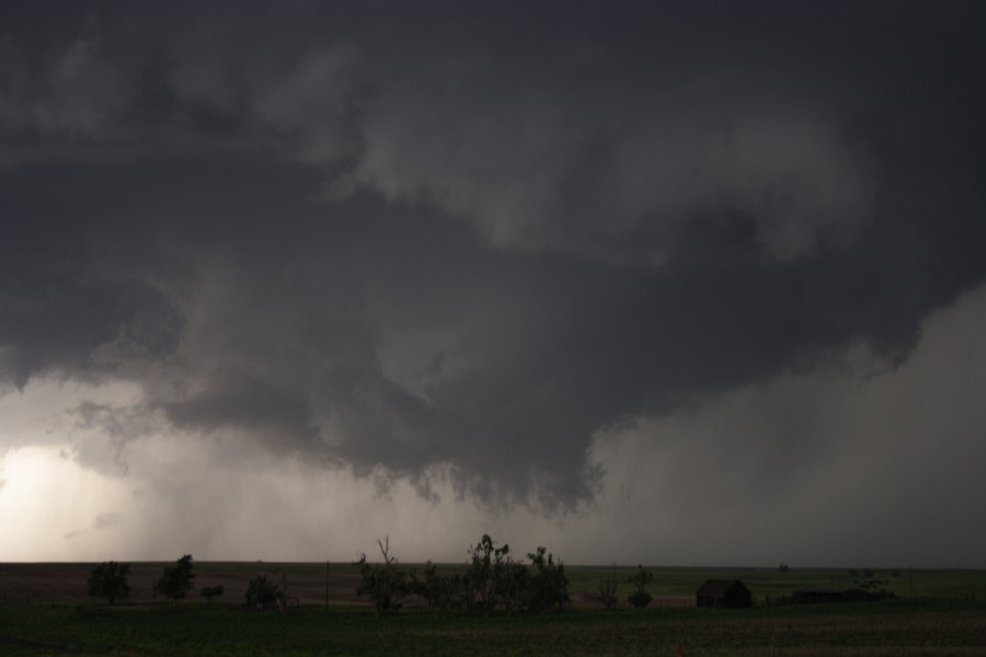 tornadoes funnel_tornado_waterspout : E of St Peters, Kansas, USA   22 May 2007