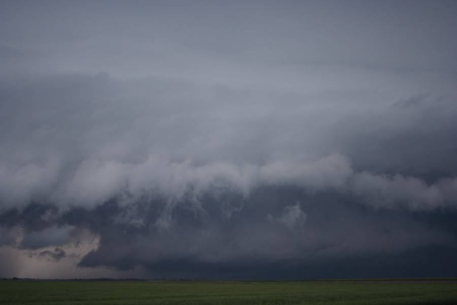 cumulonimbus thunderstorm_base : N of Ogallah, Kansas, USA   22 May 2007