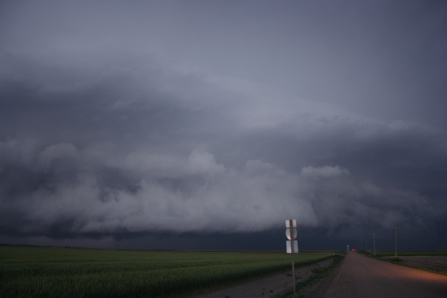 cumulonimbus thunderstorm_base : N of Ogallah, Kansas, USA   22 May 2007