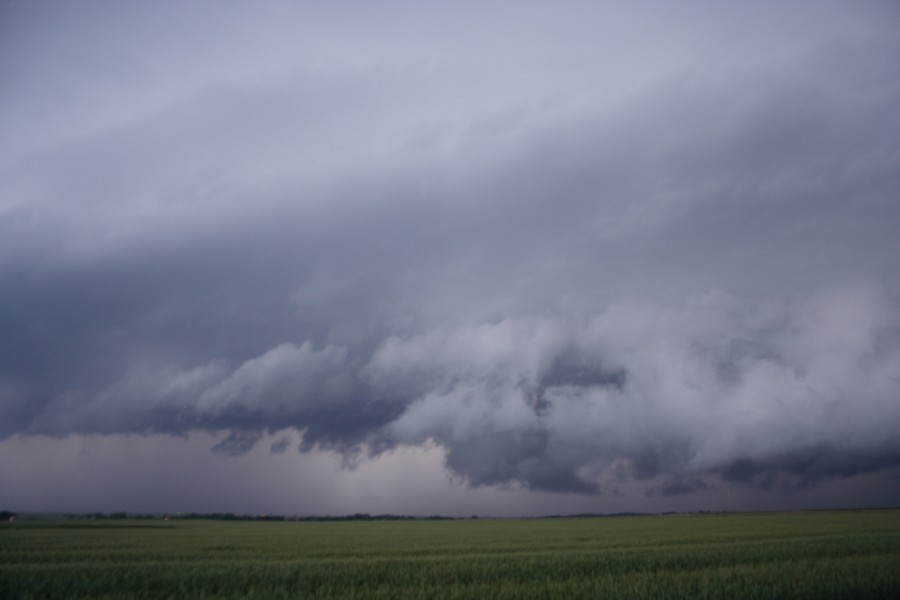 shelfcloud shelf_cloud : N of Ogallah, Kansas, USA   22 May 2007