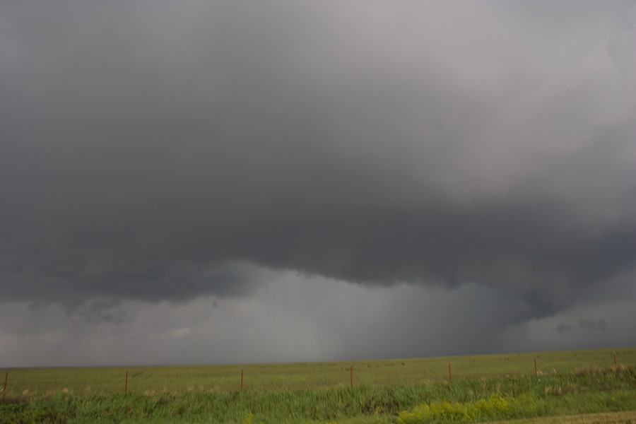 cumulonimbus thunderstorm_base : SE of Perryton, Texas, USA   23 May 2007