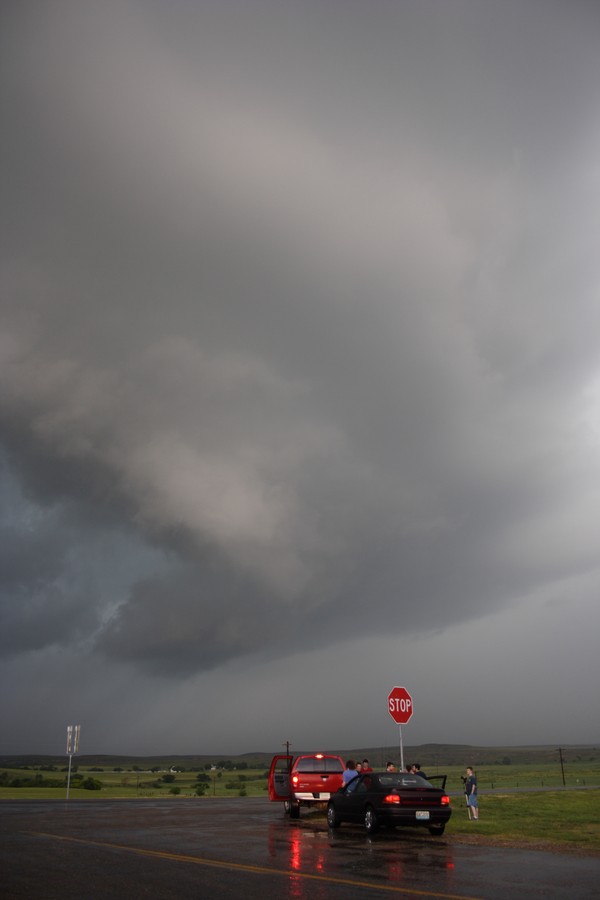 cumulonimbus supercell_thunderstorm : SE of Perryton, Texas, USA   23 May 2007