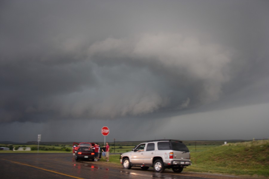 cumulonimbus supercell_thunderstorm : SE of Perryton, Texas, USA   23 May 2007