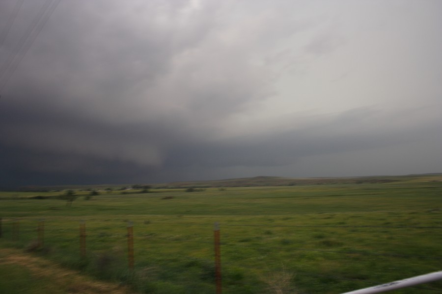 cumulonimbus supercell_thunderstorm : SE of Perryton, Texas, USA   23 May 2007