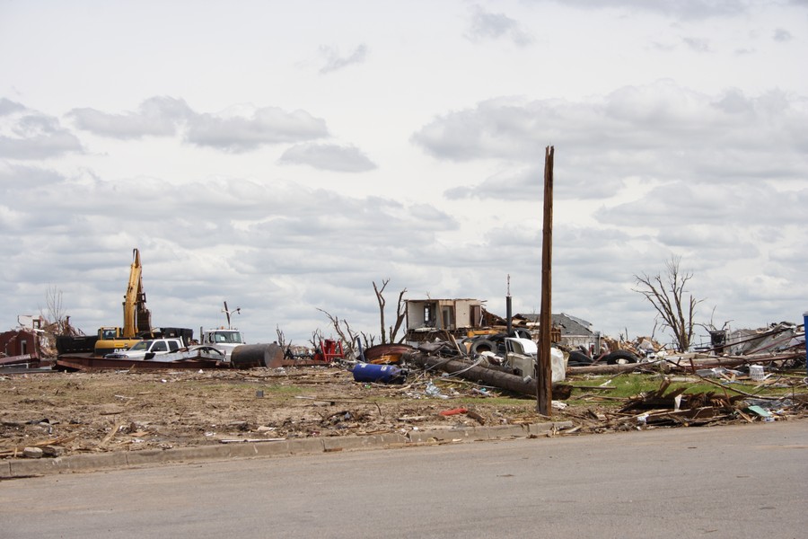 disasters storm_damage : Greensburg, Kansas, USA   25 May 2007