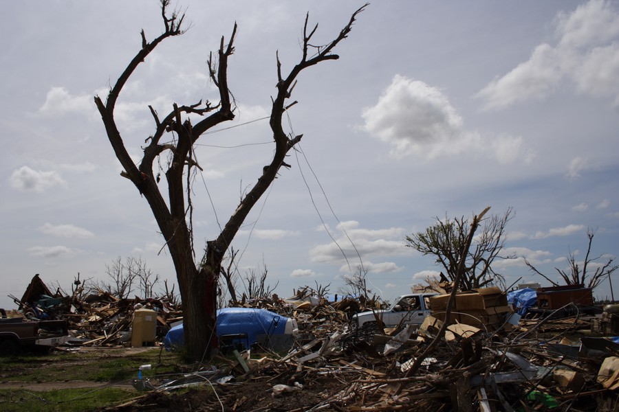 disasters storm_damage : Greensburg, Kansas, USA   25 May 2007