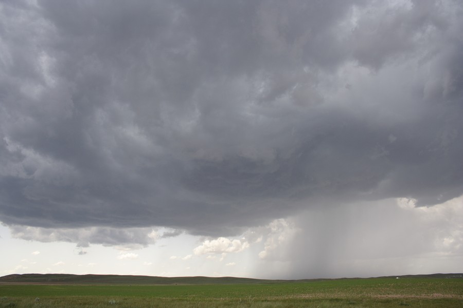 cumulonimbus thunderstorm_base : S of Holyoke, Colorado, USA   27 May 2007