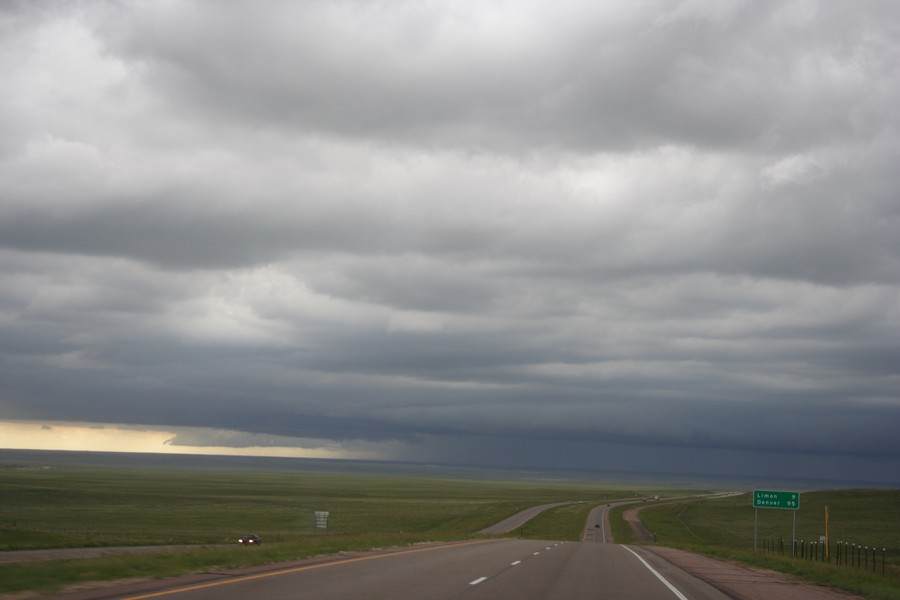 shelfcloud shelf_cloud : E of Limon, Colorado, USA   29 May 2007