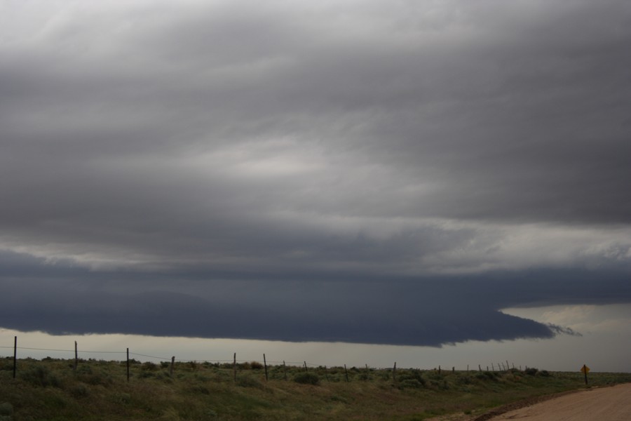 cumulonimbus thunderstorm_base : N of Eads, Colorado, USA   29 May 2007