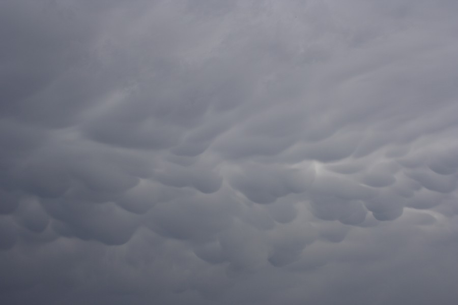 mammatus mammatus_cloud : Keyes, Oklahoma, USA   31 May 2007