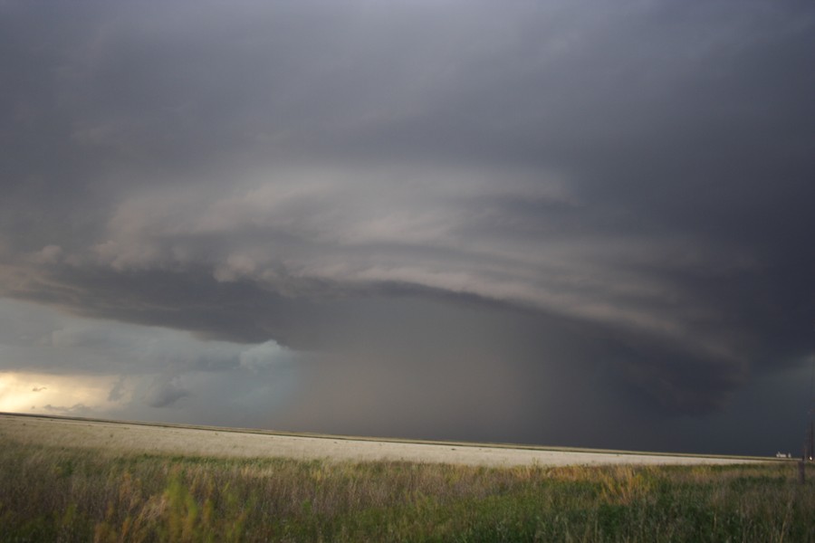 cumulonimbus thunderstorm_base : E of Keyes, Oklahoma, USA   31 May 2007