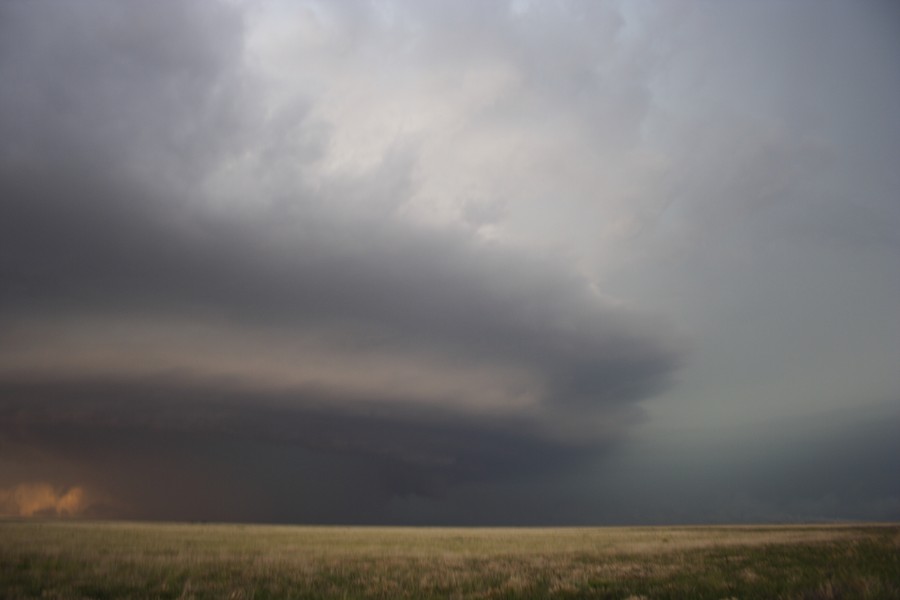 cumulonimbus supercell_thunderstorm : E of Keyes, Oklahoma, USA   31 May 2007