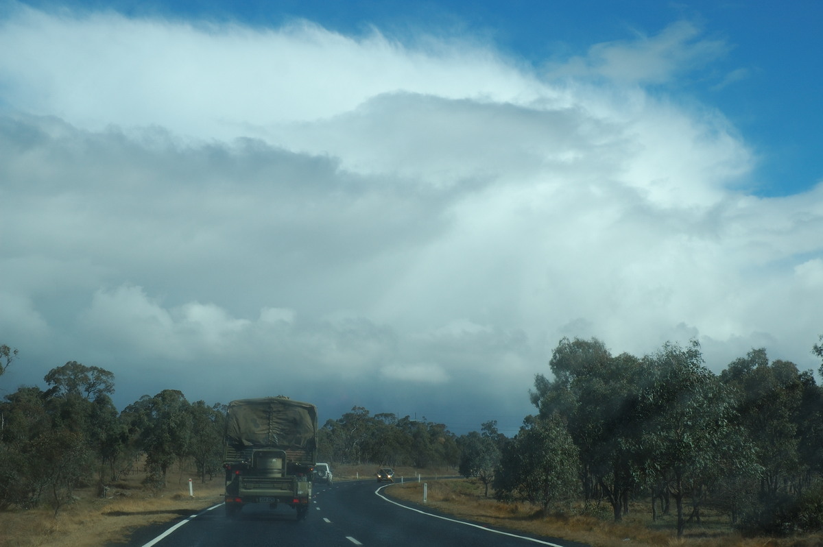 thunderstorm cumulonimbus_incus : near Glen Innes, NSW   8 July 2007