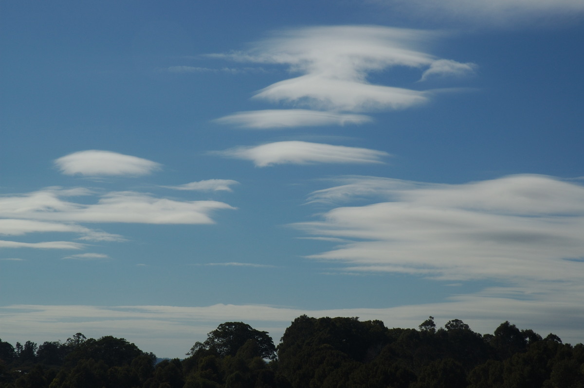 stratocumulus lenticularis : McLeans Ridges, NSW   20 July 2007