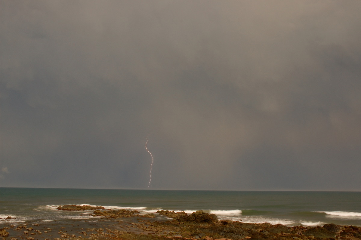 lightning lightning_bolts : Lake Cathie, NSW   14 September 2007