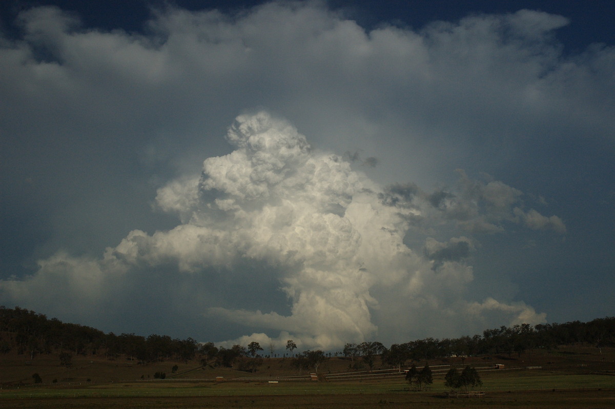 thunderstorm cumulonimbus_incus : near Rathdowney, QLD   6 October 2007