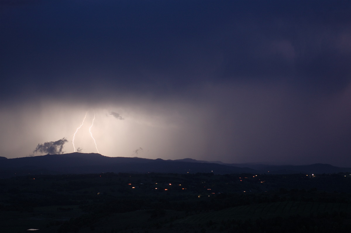 lightning lightning_bolts : McLeans Ridges, NSW   7 October 2007