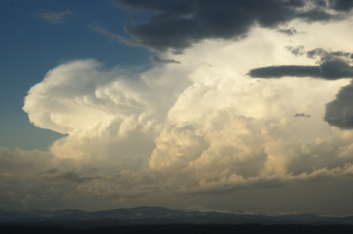 thunderstorm cumulonimbus_incus : McLeans Ridges, NSW   8 October 2007