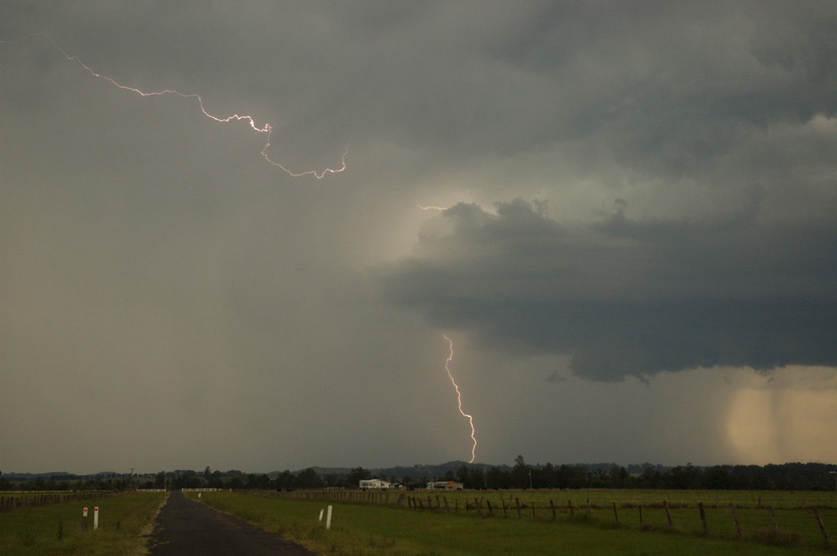 lightning lightning_bolts : N of Casino, NSW   28 October 2007