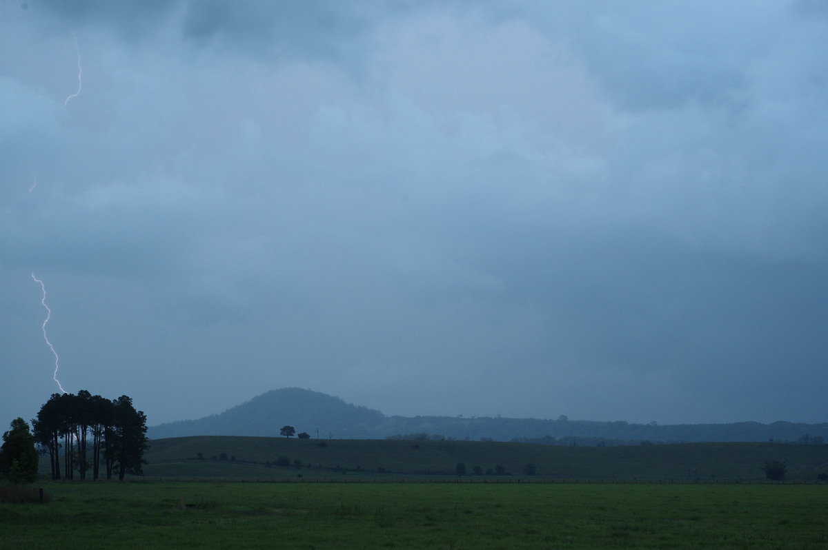 lightning lightning_bolts : near Kyogle, NSW   28 October 2007