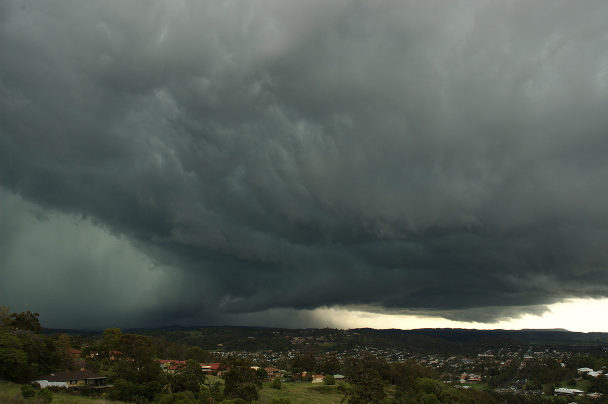 cumulonimbus thunderstorm_base : Lismore, NSW   29 October 2007