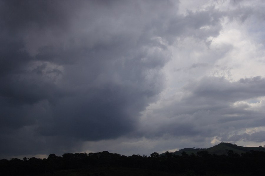 cumulonimbus thunderstorm_base : E of Portland, NSW   8 December 2007