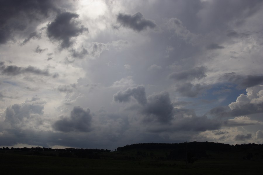 updraft thunderstorm_updrafts : E of Portland, NSW   8 December 2007