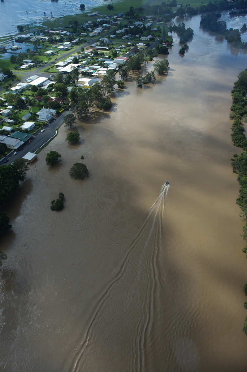 flashflooding flood_pictures : Coraki area, NSW   7 January 2008