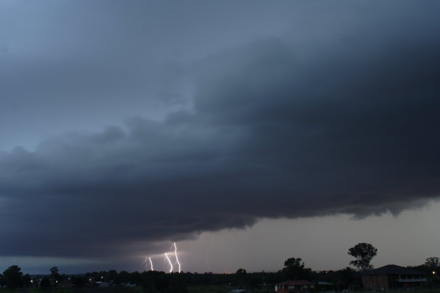 shelfcloud shelf_cloud : Schofields, NSW   24 March 2008