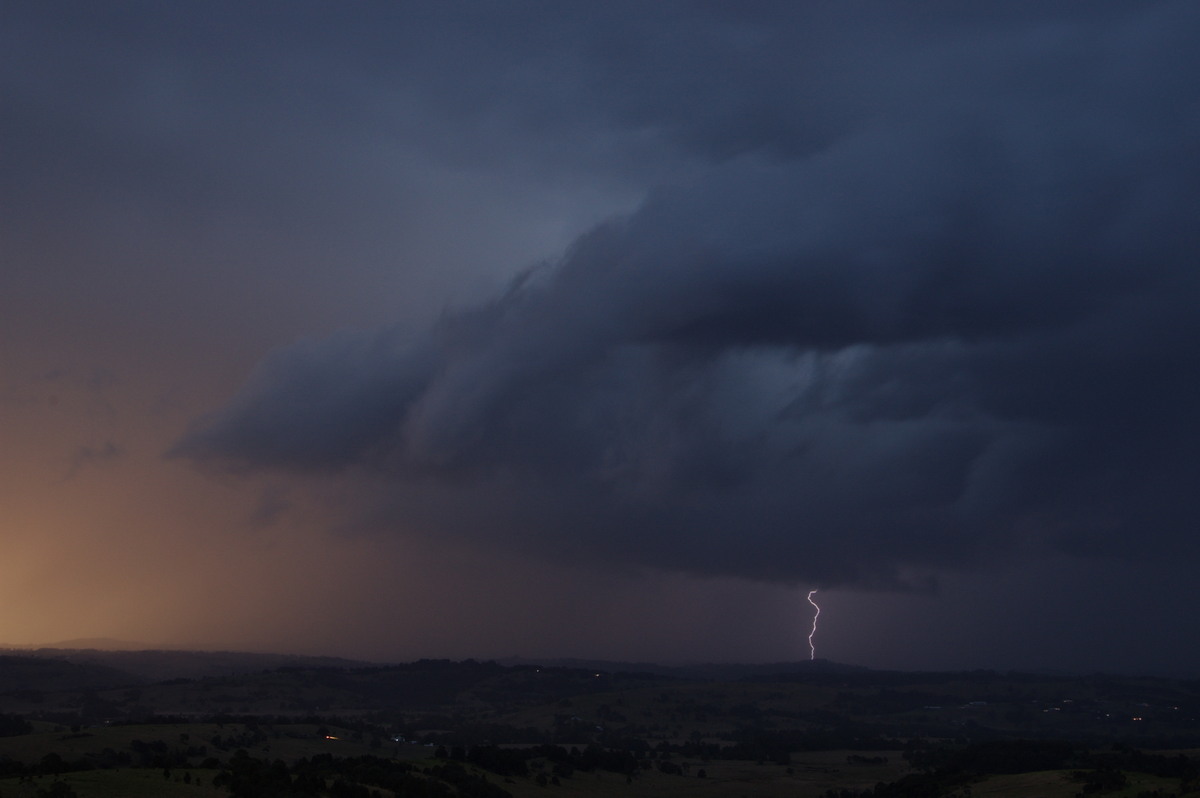 lightning lightning_bolts : McLeans Ridges, NSW   17 May 2008