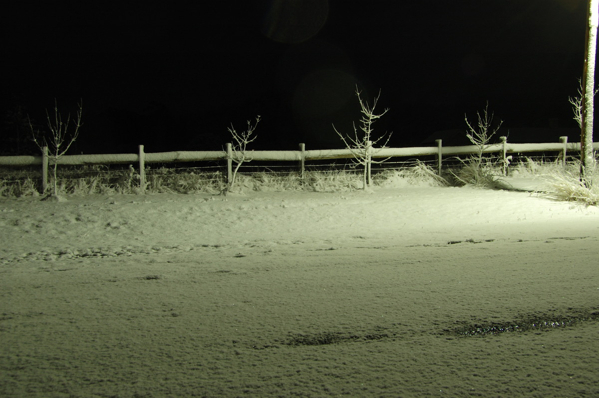 snow snow_pictures : Ben Lomond, NSW   17 May 2008