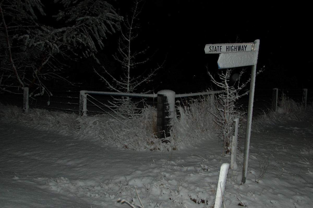 snow snow_pictures : Ben Lomond, NSW   18 May 2008