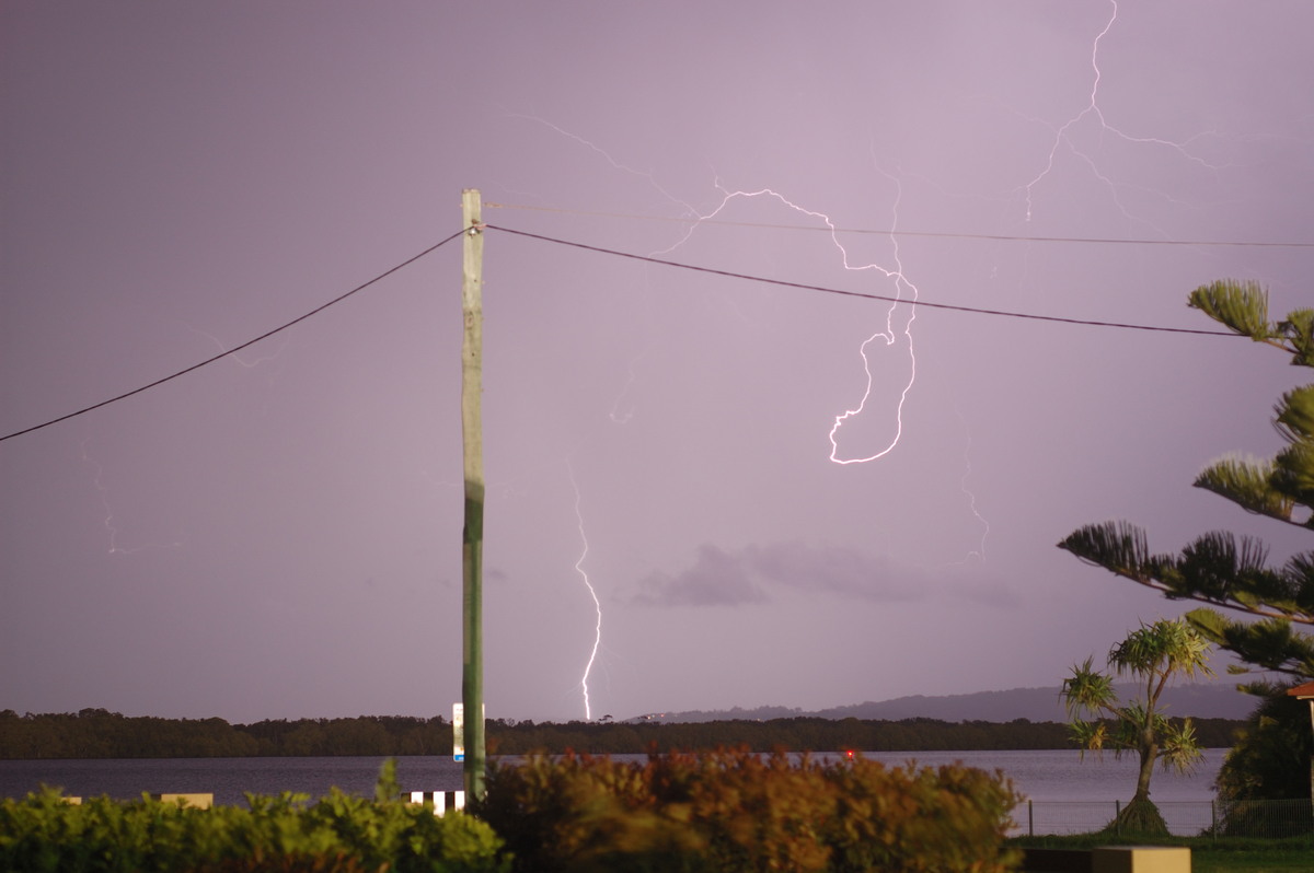 lightning lightning_bolts : Ballina, NSW   12 September 2008