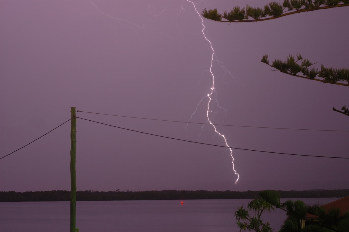 lightning lightning_bolts : Ballina, NSW   12 September 2008