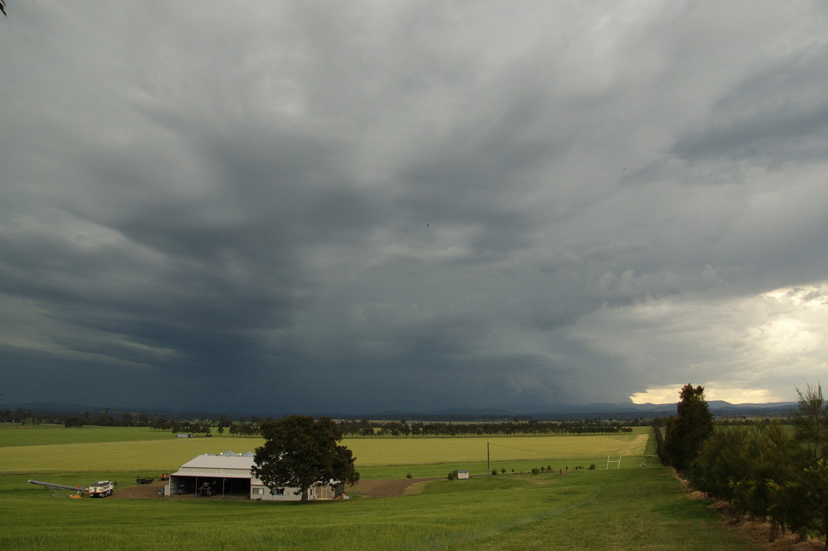 cumulonimbus thunderstorm_base : N of Casino, NSW   21 September 2008