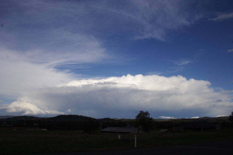 thunderstorm cumulonimbus_incus : W of Manilla, NSW   14 October 2008