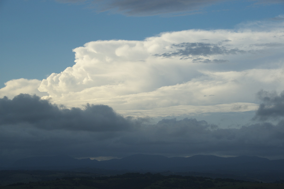 thunderstorm cumulonimbus_incus : McLeans Ridges, NSW   15 October 2008