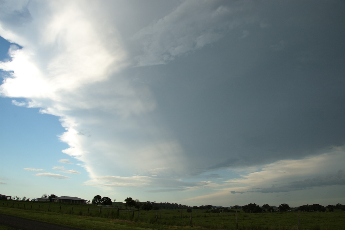 anvil thunderstorm_anvils : McKees Hill, NSW   10 December 2008