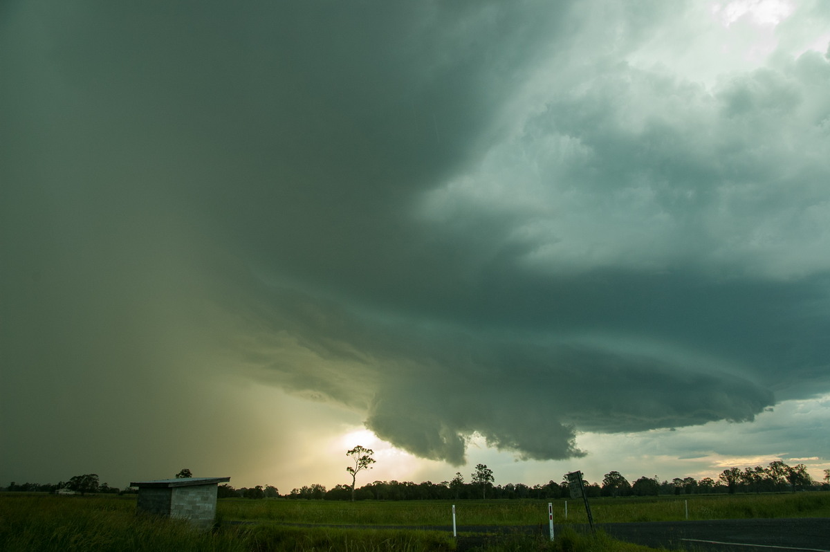 microburst micro_burst : McKees Hill, NSW   10 December 2008