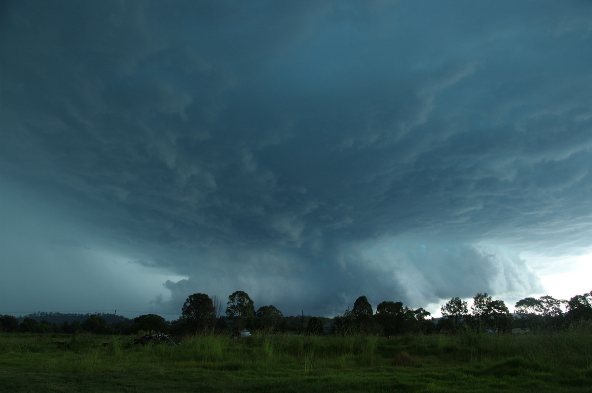 cumulonimbus supercell_thunderstorm : Kyogle, NSW   24 December 2008