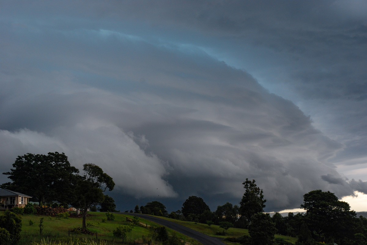 shelfcloud shelf_cloud : McLeans Ridges, NSW   24 December 2008