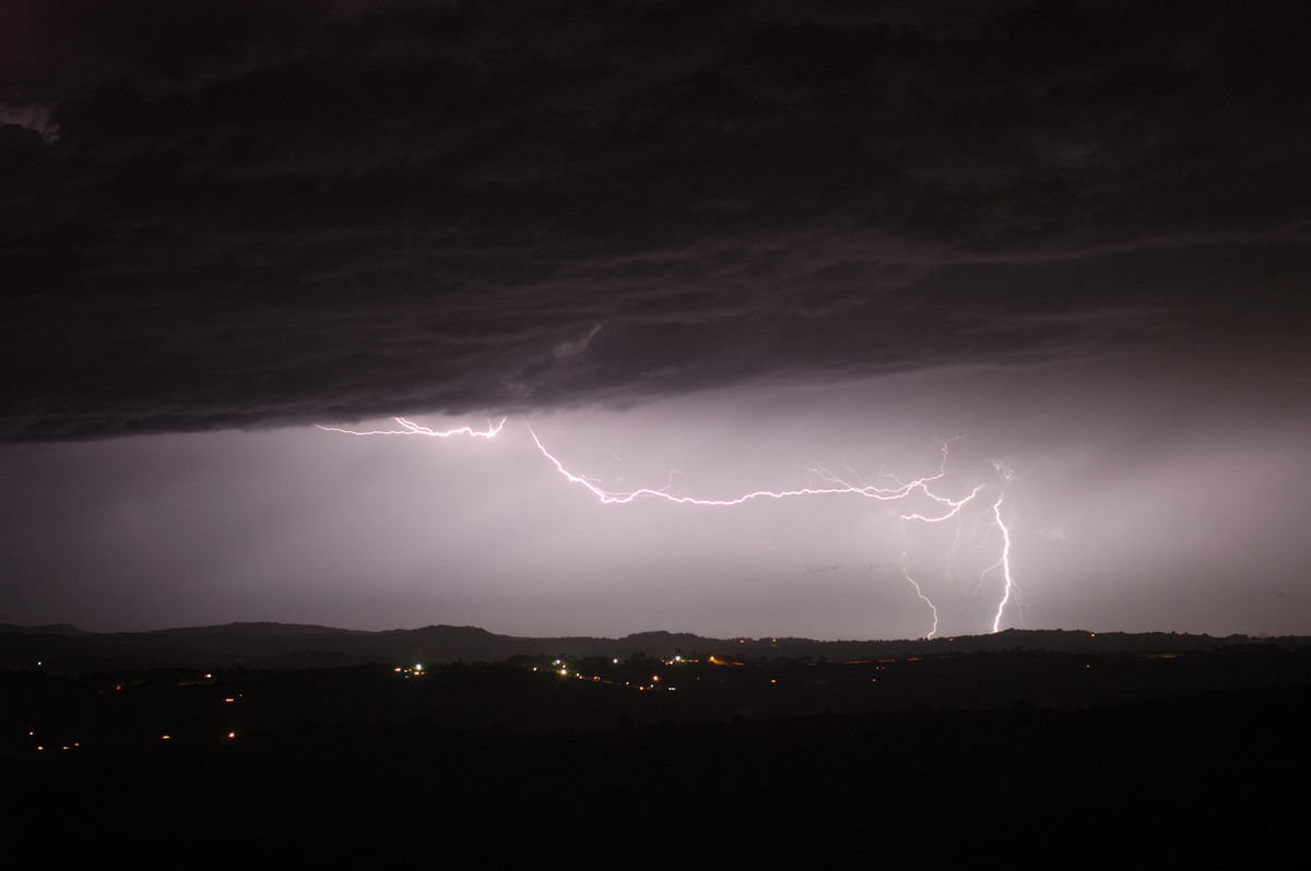 lightning lightning_bolts : McLeans Ridges, NSW   17 April 2009